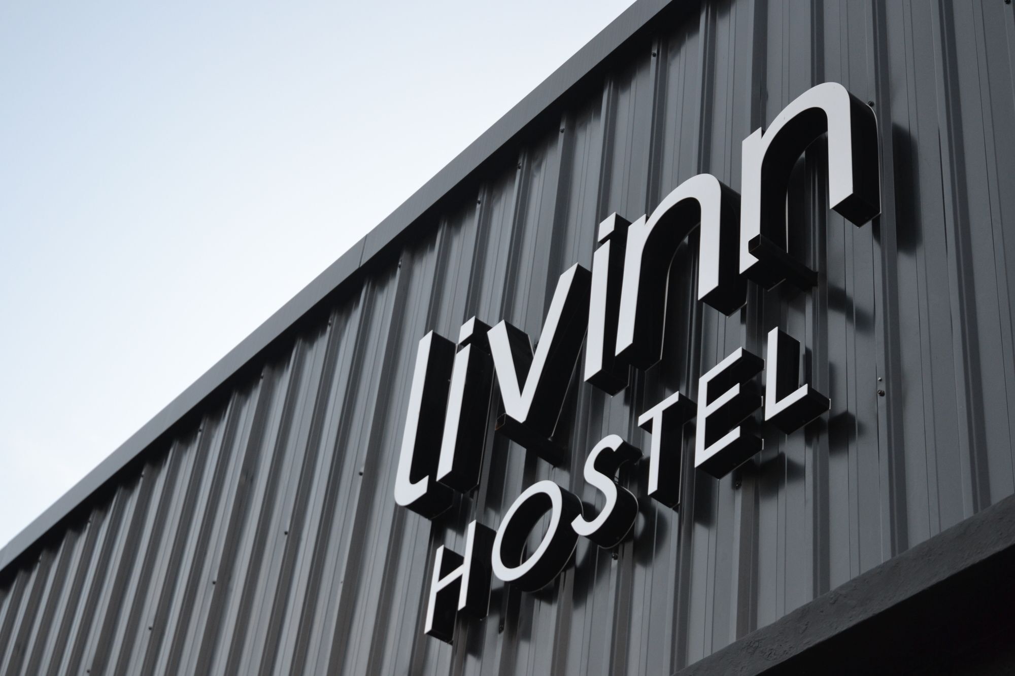 Livinn Hostel City Center Surabaya Exterior photo